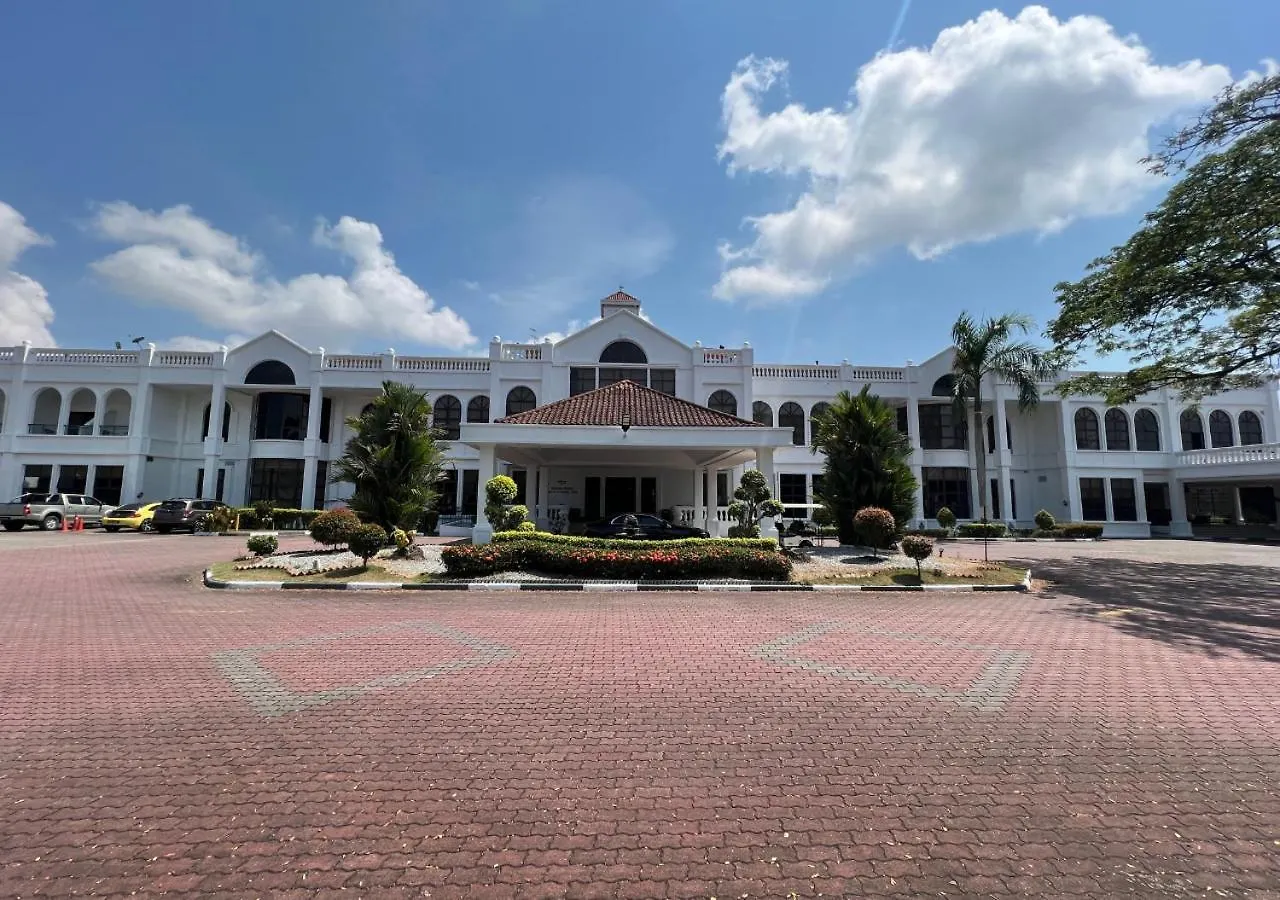 Tanjung Puteri Golf And Resort Malaysia Pasir Gudang 4*,